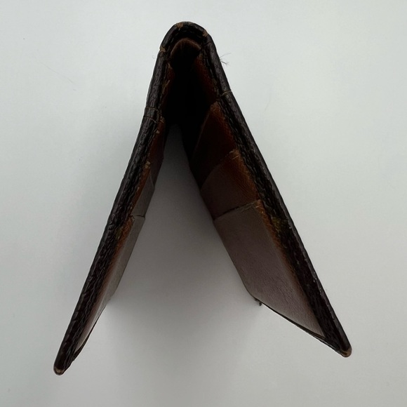Louis Vuitton Men’s LV Wallet in Monogram Brown - Picture 12 of 16